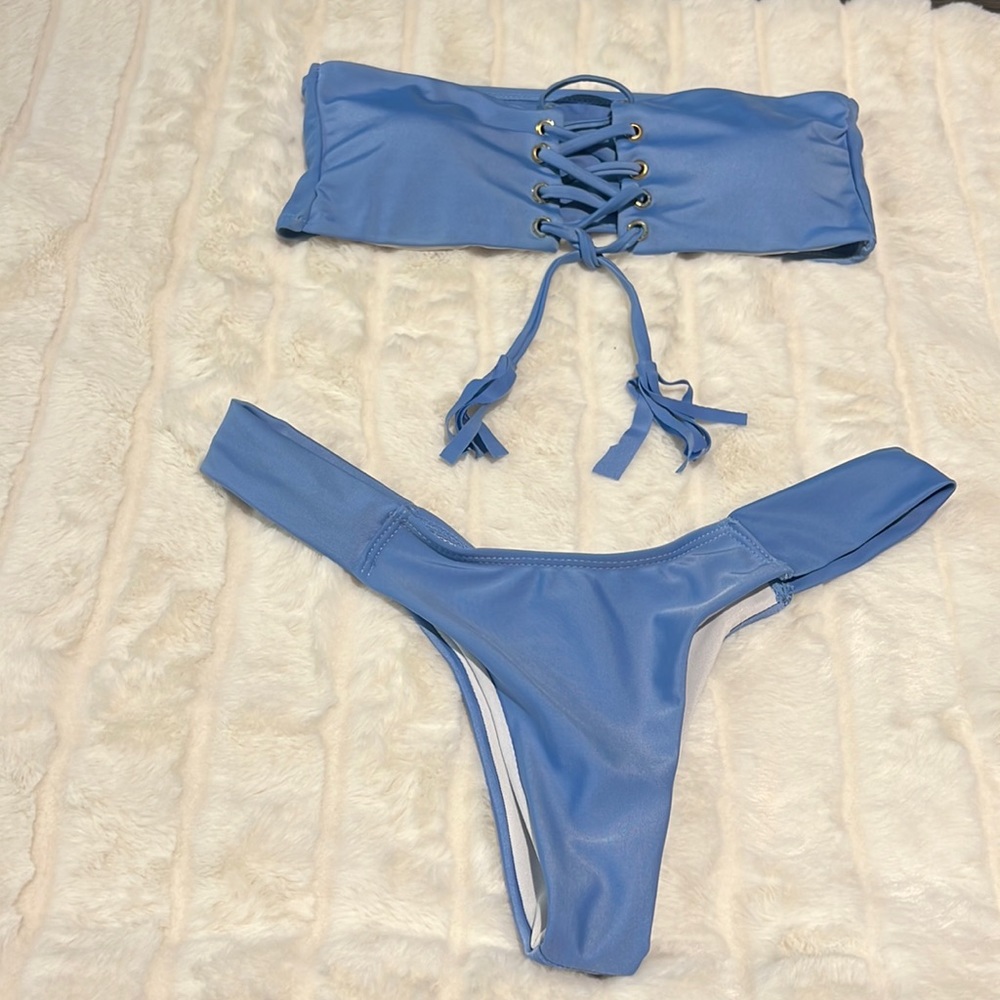 Lace up strapless bikini